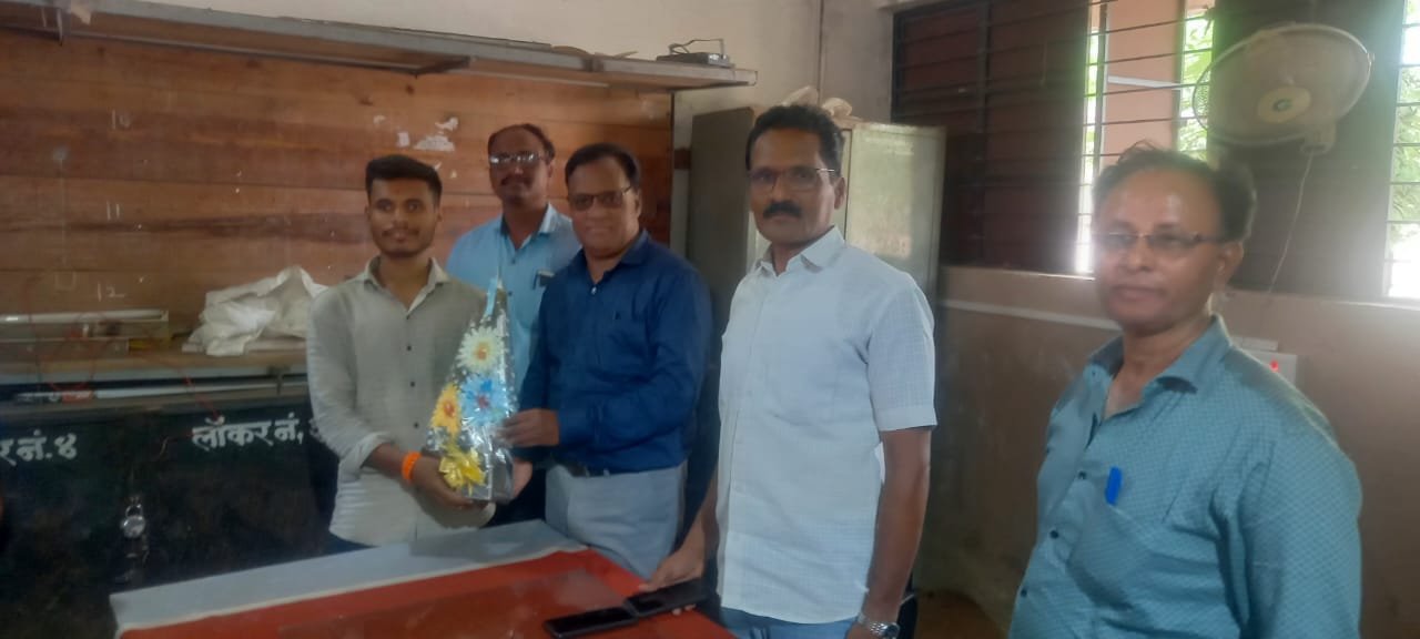 कौशल्य प्राप्त युवकच जीवनात यशस्वी - प्रा.सातपुते