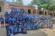 महाराष्ट्र राज्य पत्रकार संघाच्या सहकार्याने व शुभम घुले यांच्या पुढाकाराने जिल्हा परिषद शाळांमध्ये शालेय साहित्य वितरण!