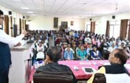 आवती भोवती घडणाऱ्या घटनांचा कार्यकारणभाव समजून घ्यावा - डॉ.म्हस्के