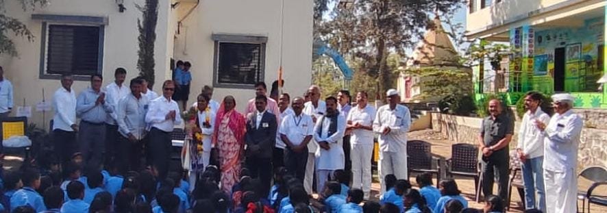 कळस येथील वारकरी संप्रदयातील ह.भ.प. रोहिणीताई गडकरी यांना महाराष्ट्र राज्य रामोशी बेरड समाजाच्या वतीने समाजभूषण पुरस्कार जाहीर
