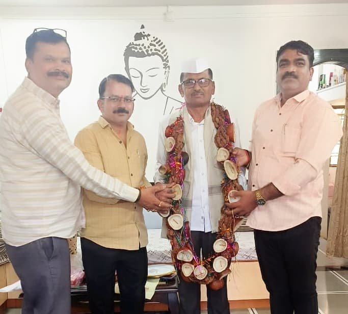 मा. रमेश अण्णा जगताप यांचा वाढदिवस उत्साहात साजरा – डॉ. विश्वासराव आरोटे यांच्याकडून सत्कार!