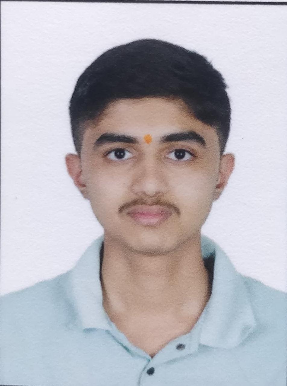 श्रमिक महाविद्यालयाच्या विज्ञान शाखेत प्राजक्त सावंत टॉपर च्या यादीत