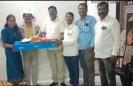 पत्रकार संतोष कोरडे यांच्या कन्येच्या विवाहप्रसंगी डॉ. विश्वासराव आरोटे यांच्याकडून गॅस कनेक्शन भेट