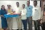 पत्रकार संतोष कोरडे यांच्या कन्येच्या विवाहप्रसंगी डॉ. विश्वासराव आरोटे यांच्याकडून गॅस कनेक्शन भेट
