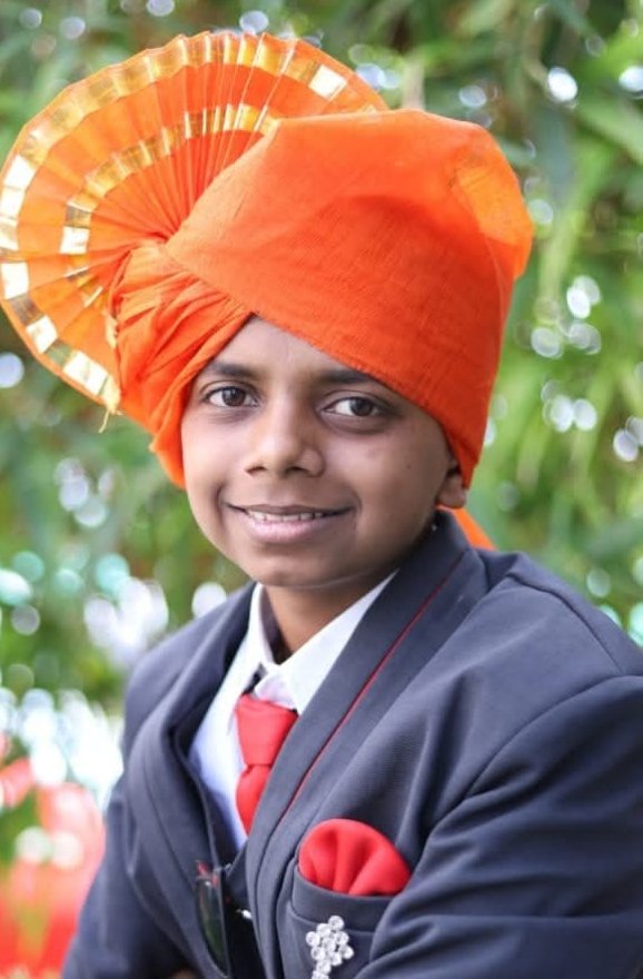 मॉडर्न हायस्कूल अँड ज्युनिअर कॉलेज ऑफ सायन्स चा विध्यार्थी बारावी बोर्ड परीक्षेस सिद्धेश नवले प्रथम