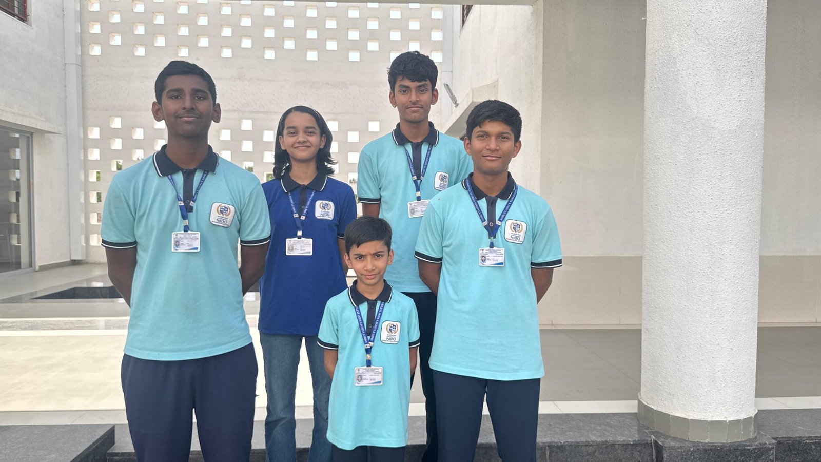 अमृतवाहिनी निडो इंटरनॅशनल स्कूलच्या आठ विद्यार्थ्यांची चमचमणारे तारे म्हणून निवड