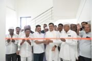 माजी मंत्री बाळासाहेब थोरात हे समाजकारणातील खरे हिरो - सयाजी शिंदे