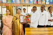 मातोश्री राधा फार्मसी च्या प्राचार्या डॉ.पल्लवी फलके अहिल्यादेवी होळकर पुरस्काराने सन्मानित