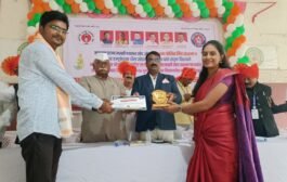 निफाड : महाराष्ट्र राज्य मराठी पत्रकार संघ, मुंबई स्वराज्य पोलीस मित्र संघटना व निफाड एज्युकेशन अँड सोशल फाउंडेशन यांच्या संयुक्त विद्यमाने कार्यगौरव व गुणवंत विद्यार्थी सन्मान सोहळा उत्साहात संपन्न!