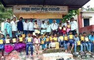 शिक्षणप्रेमी समीर सय्यद यांच्याकडून टाकळी शाळेस अनोखी भेट