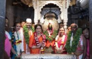 बा विठ्ठला… बळीराजाला सुखी व समाधानी ठेव, राज्यावरील संकटे दूर कर, सर्वांनाच सन्मार्गाने जगण्याची सुबुद्धी दे-मुख्यमंत्र्यांचे विठ्ठल चरणी साकडे