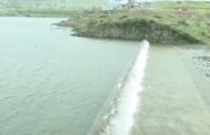 आढळा धरण ओव्हर फ्लो,सोळा गावचा रब्बी पिकांचा प्रश्न सुटला