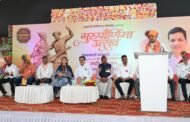 युवकांनी मोबाईलच्या रील बनण्यापेक्षा रियल बना - प्रा.विठ्ठल कांगणे